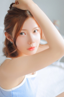 又爽又爽的免费视频美女